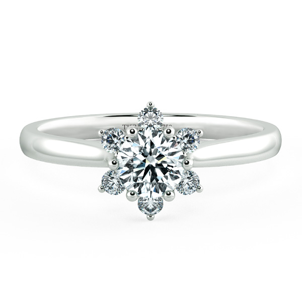 Kiểu dáng nhẫn vàng kim cương hình bông mai đẹp lạ